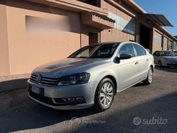 Grigio Usata 2014 VW Passat Comfortline Tre volumi | 8900 € (Buon prezzo)