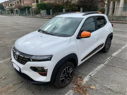 Usata 2022 Dacia Spring Comfort Plus Due volumi | 11.500 € (Cara)