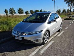 Grigio Usata 2008 Honda Civic Comfort Tre volumi | 2099 € (Buon prezzo)