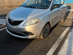 Grigio Usata 2016 Lancia Ypsilon Due volumi | 7900 € (Buon prezzo)