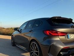 Grigio Usata 2021 BMW 118 Shadowline Due volumi | 26.999 € (Buon prezzo)