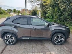 Grigio Usata 2024 Toyota Yaris Cross SUV | 25.500 € (Buon prezzo)
