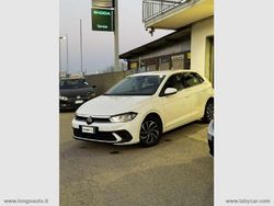 Bianco Usata 2022 VW Polo Life Tre volumi | 16.500 € (Buon prezzo)