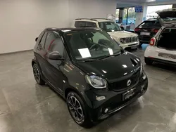 Nero Usata 2018 Smart ForTwo Cabrio Passion Cabrio | 16.900 € (Molto cara)