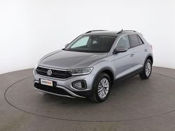 Grigio Usata 2022 VW T-Roc Life SUV | 23.299 € (Buon prezzo)