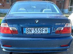 Blu/azzurro Usata 2000 BMW 318 Coupé | 9500 € (Cara)