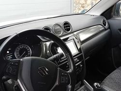 Bianco Usata 2022 Suzuki Vitara Tre volumi | 20.500 € (Buon prezzo)