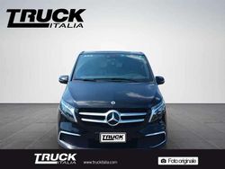 Nero metallizzato Usata 2024 Mercedes V250 Monovolume | 49.900 € (Super prezzo)