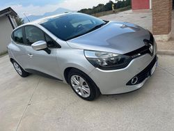 Argento Usata 2015 Renault Clio IV Tre volumi | 5400 € (Ottimo prezzo)