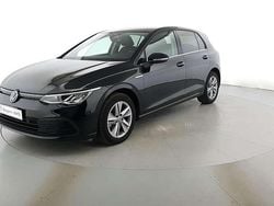 Nero deep effetto perlato Usata 2023 VW Golf Life Tre volumi | 24.900 € (Cara)