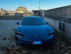 Usata 2023 Porsche Taycan Tre volumi | 84.000 € (Molto cara)