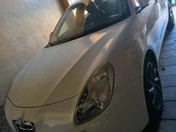 Bianco Usata 2011 Alfa Romeo Giulietta Tre volumi | 5499 €