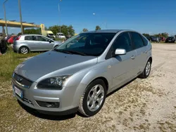 Usata 2008 Ford Focus Tre volumi | 2500 € (Buon prezzo)