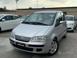 Grigio Usata 2005 Fiat Idea Dynamic Monovolume | 3500 € (Cara)