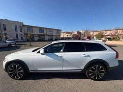 Usata 2017 Volvo V90 CC Station wagon | 14.000 € (Molto cara)