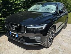 Usata 2023 Volvo XC60 Plus SUV | 41.500 € (Cara)