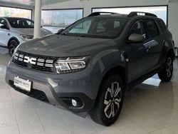 Road Usata 2023 Dacia Duster Journey SUV | 17.900 € (Buon prezzo)