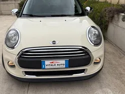 Beige Usata 2015 Mini Cooper Business Due volumi | 8500 € (Buon prezzo)