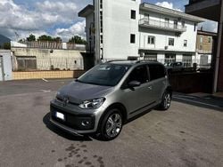 Grigio Usata 2018 VW cross up! Due volumi | 11.500 €