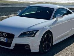 Bianco Usata 2010 Audi TT Ambiente Coupé | 17.500 € (Molto cara)