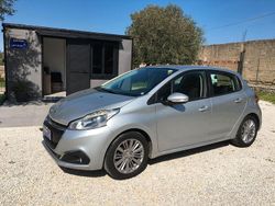 Grigio Usata 2018 Peugeot 208 Allure Due volumi | 9400 € (Buon prezzo)