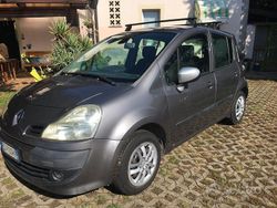 Grigio Usata 2009 Renault Modus Monovolume | 2800 €