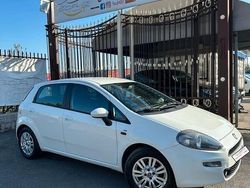 Bianco Usata 2014 Fiat Punto Lounge Due volumi | 4999 € (Buon prezzo)