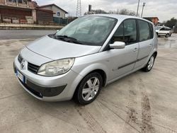 Argento Usata 2006 Renault Scénic II Monovolume | 1400 € (Ottimo prezzo)
