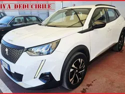 Bianco Usata 2020 Peugeot 2008 GT-line SUV | 15.990 € (Cara)