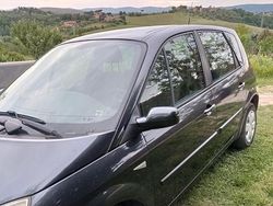 Nero Usata 2007 Renault Scénic II Exception Monovolume | 1500 € (Buon prezzo)