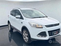 Bianco Usata 2015 Ford Kuga Titanium SUV | 9000 € (Cara)