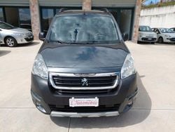 Grigio Usata 2017 Peugeot Partner Tepee Outdoor Monovolume | 9900 € (Molto cara)