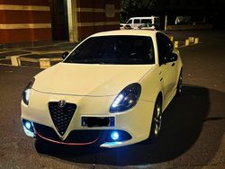 Usata 2011 Alfa Romeo Giulietta Due volumi | 9000 € (Molto cara)