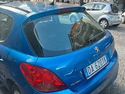 Blu Usata 2006 Peugeot 207 Tre volumi | 1250 €