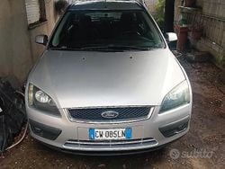Usata 2005 Ford Focus Station wagon | 2000 € (Buon prezzo)