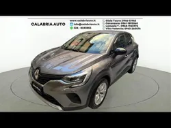 Grigio Usata 2021 Renault Captur Evolution SUV | 15.950 € (Buon prezzo)