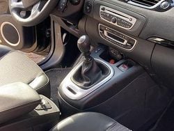 Nero Usata 2012 Renault Grand Scénic III Monovolume | 5600 €