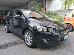 Nero Usata 2013 Chevrolet Aveo LTZ Tre volumi | 6700 € (Molto cara)