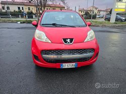 Rosso Usata 2013 Peugeot 107 Active Due volumi | 2800 € (Super prezzo)