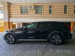 Nero Usata 2021 Volvo V90 CC Business Edition Station wagon | 37.000 € (Molto cara)