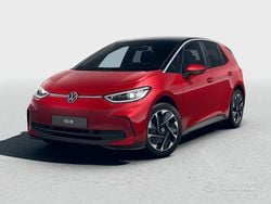 Rosso Usata 2025 VW ID.3 Pro Performance Due volumi | 32.900 € (Molto cara)