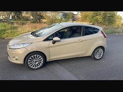 Usata 2009 Ford Fiesta Titanium Due volumi | 3000 € (Ottimo prezzo)