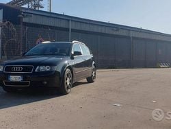 Nero Usata 2004 Audi A4 Tre volumi | 1200 € (Super prezzo)