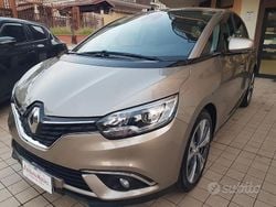 Beige Usata 2017 Renault Scénic IV Intens Monovolume | 12.000 € (Buon prezzo)