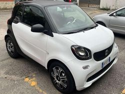 Bianco Usata 2015 Smart ForTwo Coupé Due volumi | 9700 € (Buon prezzo)