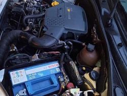 Usata 2002 Renault Kangoo Authentique Monovolume | 3500 € (Cara)