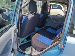 Blu/azzurro Usata 2006 Fiat Panda Emotion Due volumi | 3400 € (Buon prezzo)