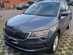Grigio Usata 2019 Skoda Karoq Executive SUV | 19.000 € (Buon prezzo)