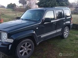 Nero Usata 2011 Jeep Cherokee SUV | 7000 € (Ottimo prezzo)