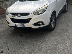 Bianco Usata 2013 Hyundai ix35 SUV | 6450 € (Molto cara)